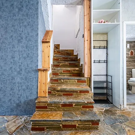 Nema Ferienhaus *
